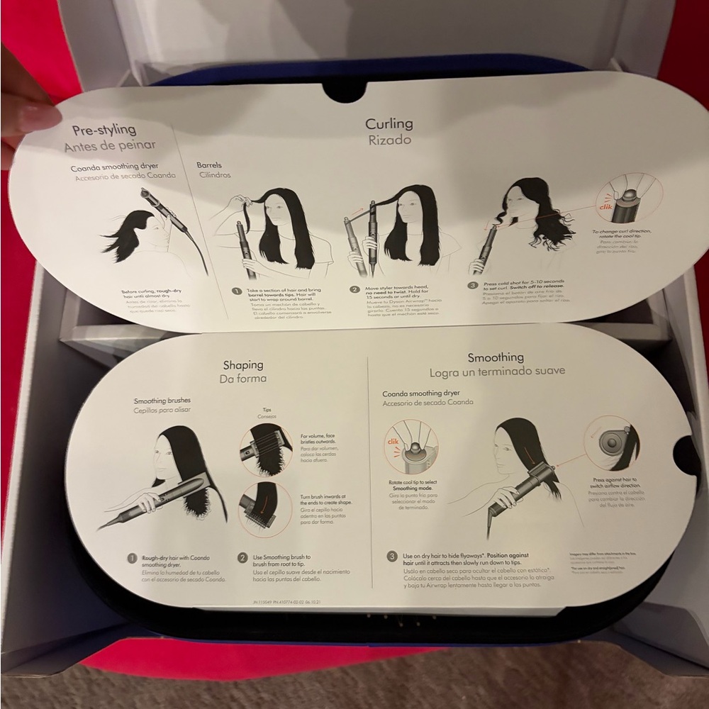 Dyson Navy air wrap dryer. - Picture 4 of 7